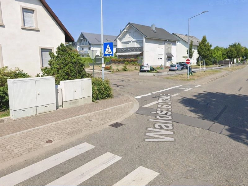 Schlatschrankwerbung Bahnhofstr. 49 Schutterwald 1